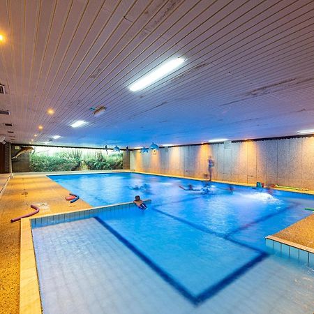 Vakantiepark Wilhelm Tell Superieur Chalet Opglabbeek Luaran gambar