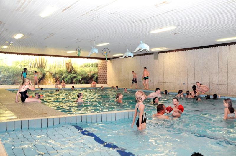 Vakantiepark Wilhelm Tell Superieur Chalet Opglabbeek Luaran gambar